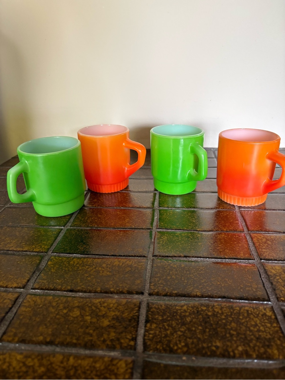 Anchor Hocking Neon Green and Orange Gradient Glass Mugs - Set of 4